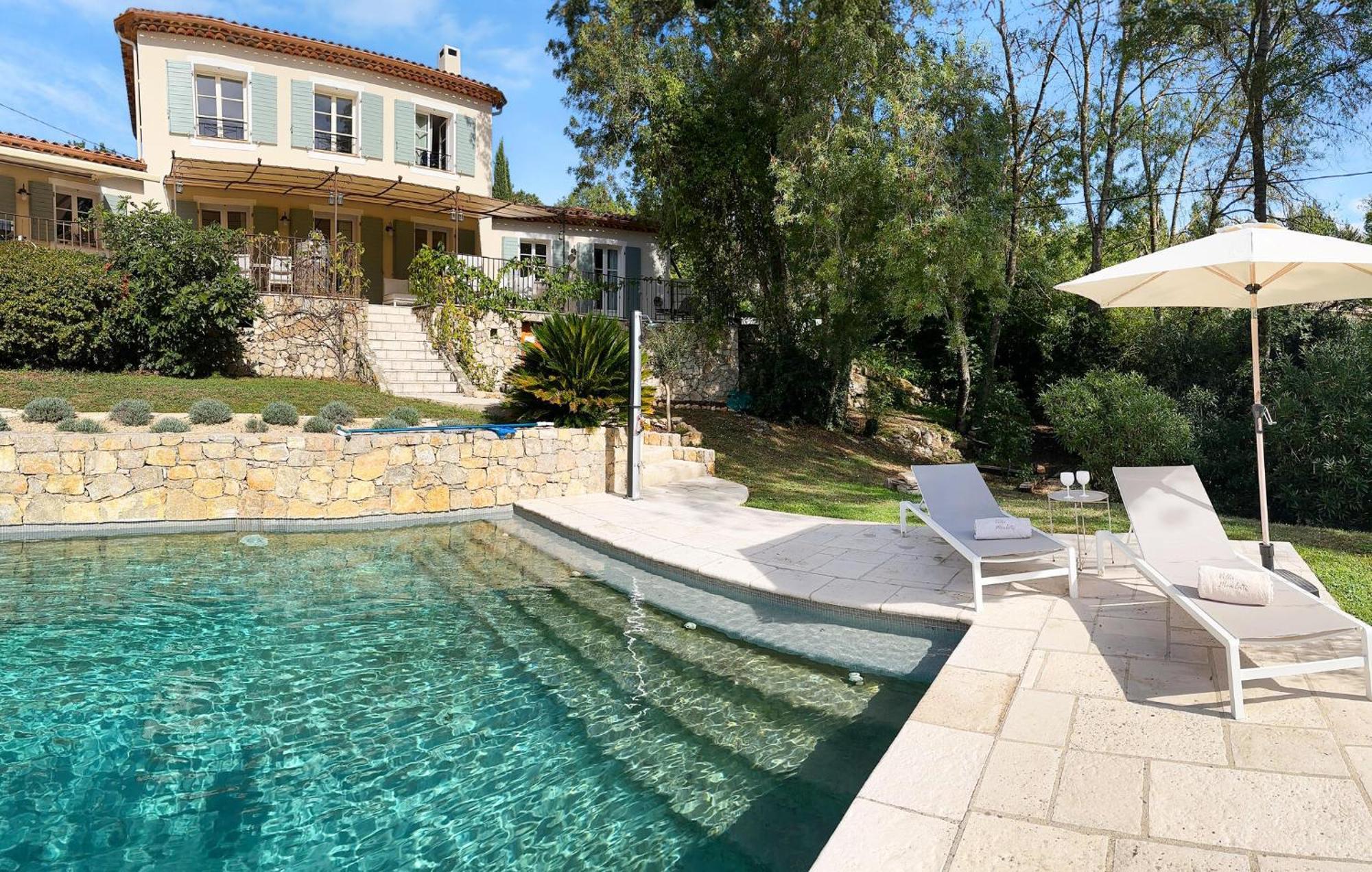 Villamombetti Montauroux Bagian luar foto